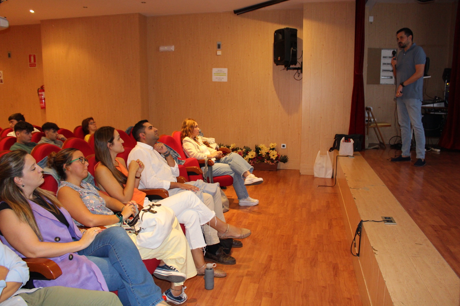 JORNADA DIVULGACION CIENTIFICA UNIVERSIDAD SEVILLA EN CONSTANTINA