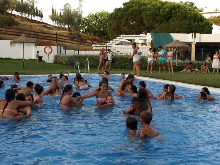 JULIO JOVEN 2014_AQUAFITNESS Y ZUMBA (7)