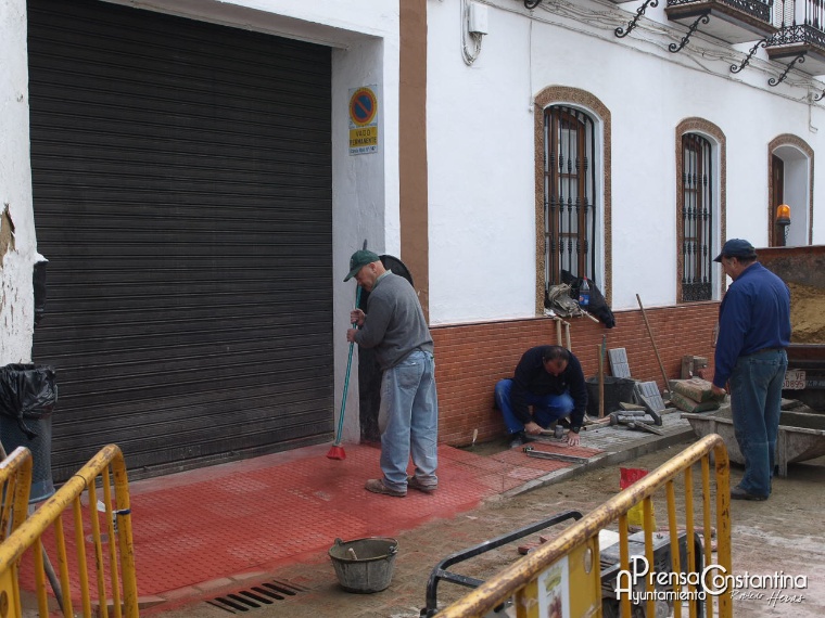 Rampas en aceras Constantina 2014-2