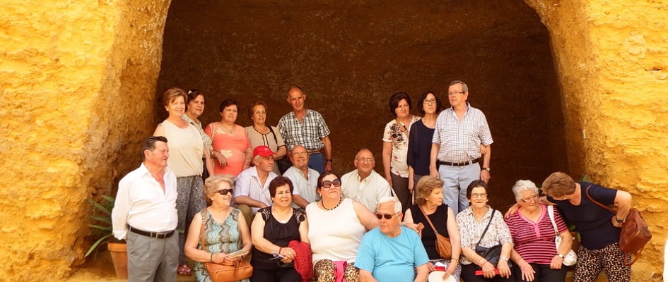 Centro_Mayorres_Constantina_Viaje_Alcala_Guadaira_mayo2015_x6x.JPG