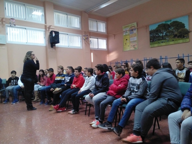 Charla Control no es Amor Constantina 2016 (7)