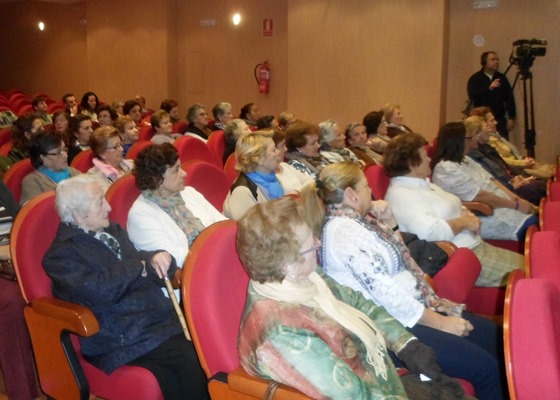 Charla informativa sobre Uso seguro de medicamentos 1