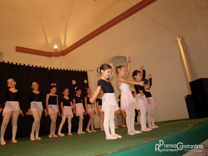 Clausura Escuela Baile Constantina 2014-5
