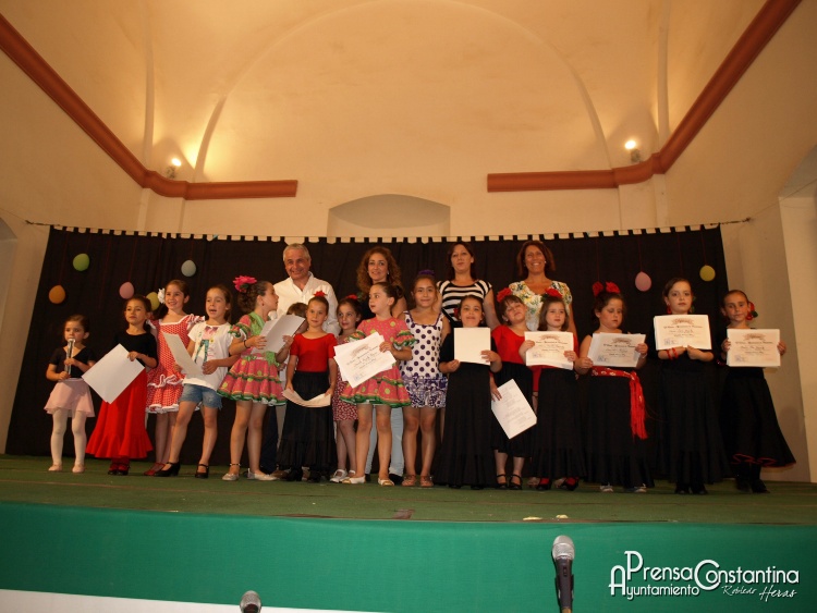 Clausura Escuela Baile Constantina 2014-7