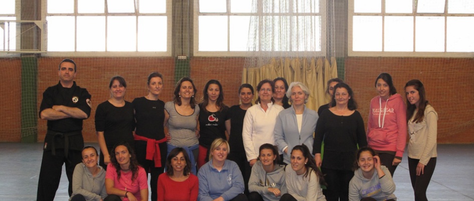 Curso_defensa_personal_Constantina_2013-1.jpg