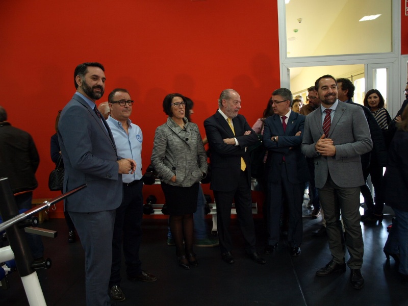 Inauguración Piscina Cubierta Constantina_visita instalaciones2