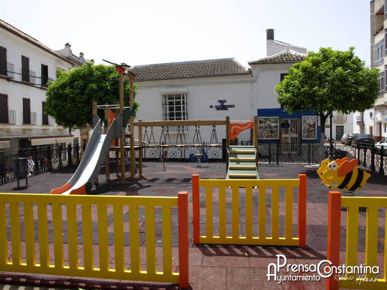 Parque infantil calle Mesones_Constantina 2015-2