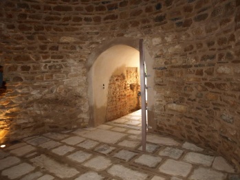 almena castillo interior planta baja