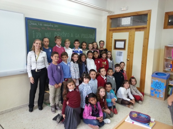 ni un besito a la fuerza